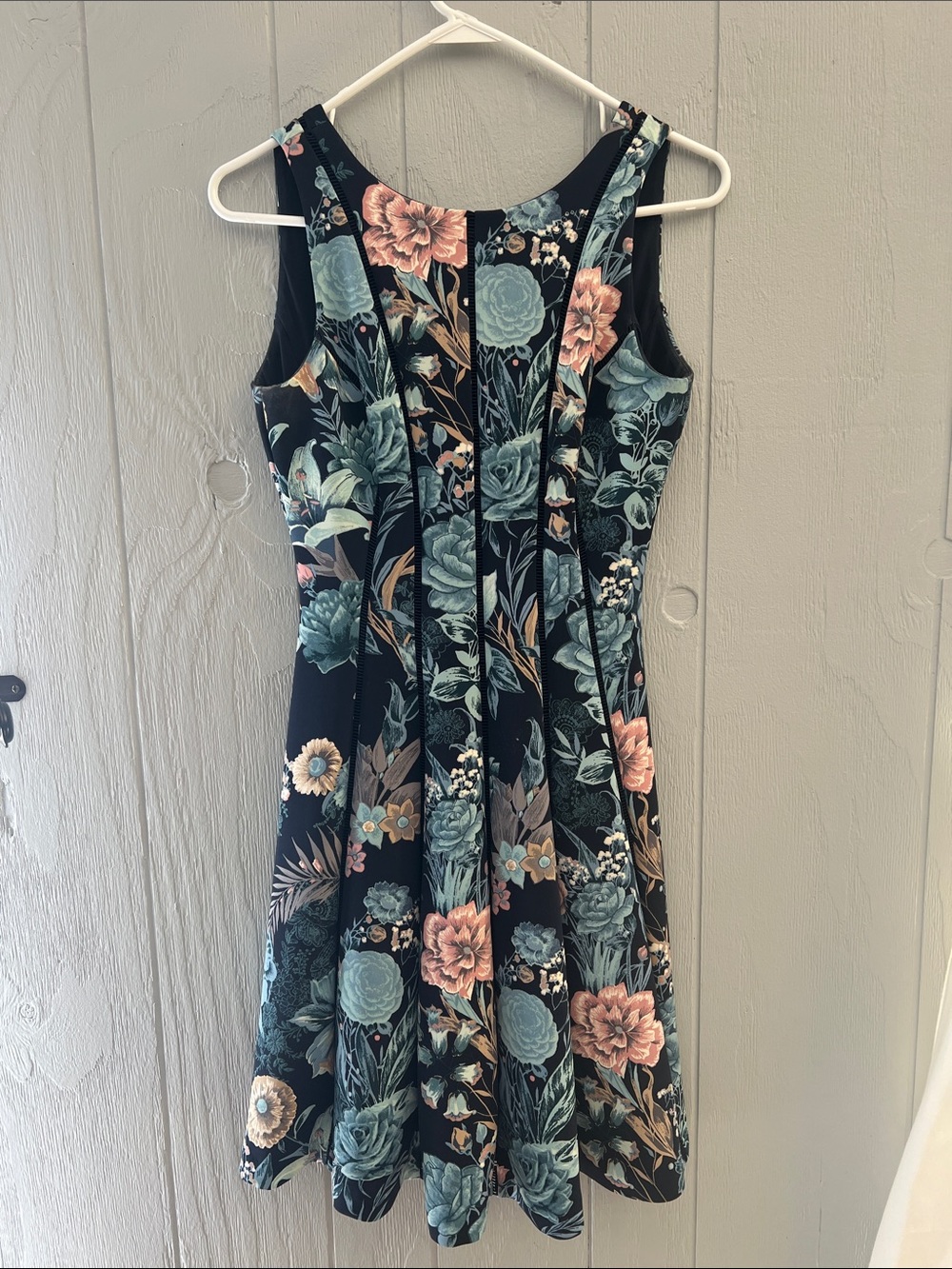 White House Black Market Dress Women’s 2 Blue Floral Fit & Flare Sleeveless AAA